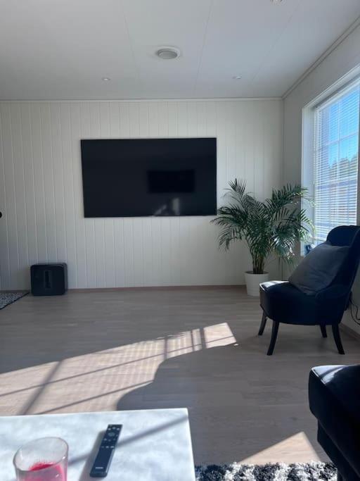 نانيسْتا Les Shared Home المظهر الخارجي الصورة